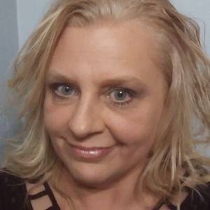 Meet your Posher, Pamela